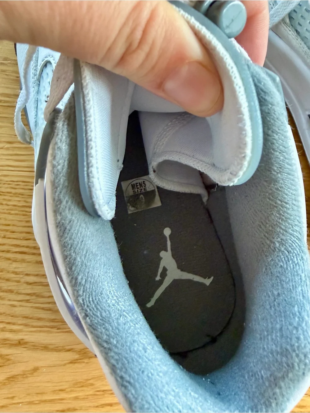 Jordan sneakers white